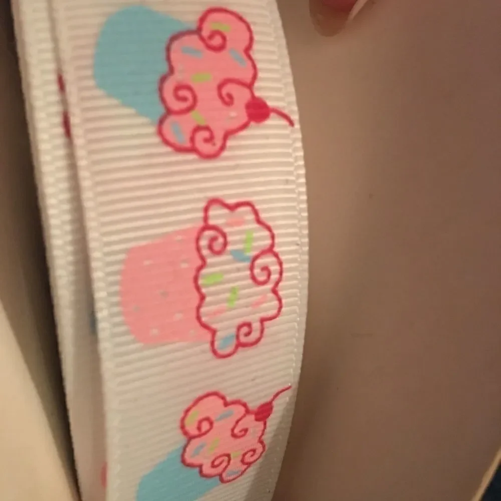 5/$24 grosgrain Ribbon 7/8” NEW 5 yards cupcakes
